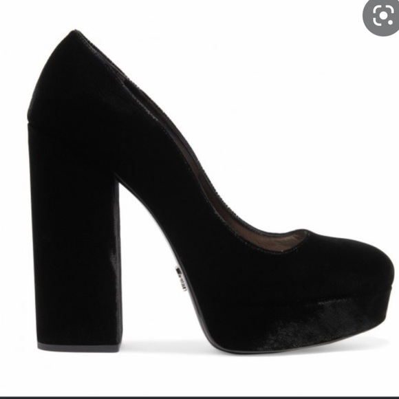 Prada velvet platform pumps - Picture 3 of 11